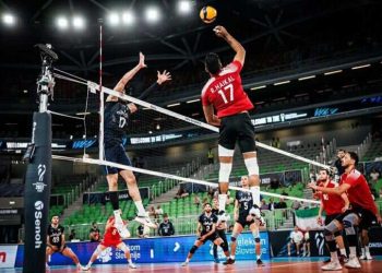 پخش زنده بازی والیبال ایران و هلند