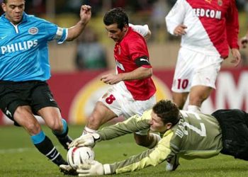 پخش زنده موناکو و آیندهوون 18 مرداد