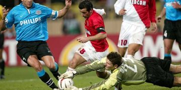 پخش زنده موناکو و آیندهوون 18 مرداد