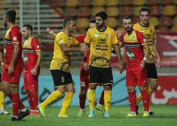 پخش زنده آلومینیوم اراک و مس رفسنجان 18 بهمن 1401