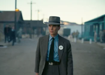 معرفی و نقد و بررسی فیلم اوپنهایمر